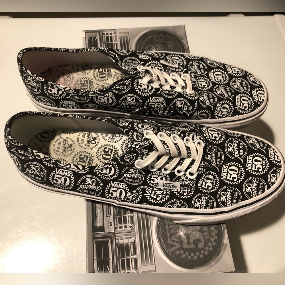Vans X 50th anniversary (2016) limited edition Journeys shoes men 7.5 / women 9